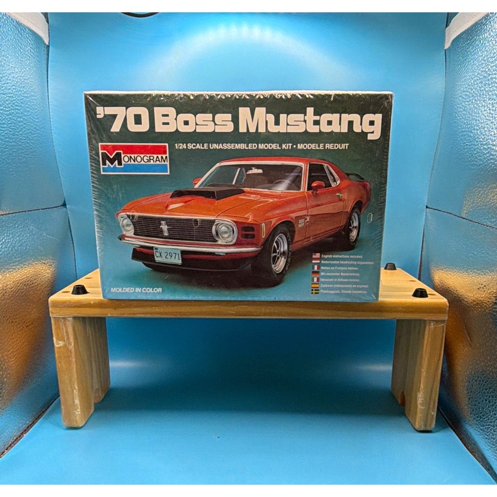 Monogram '70 Boss Mustang 1:24 Plastic Unassembled Model Kit MPN 2282 new in box